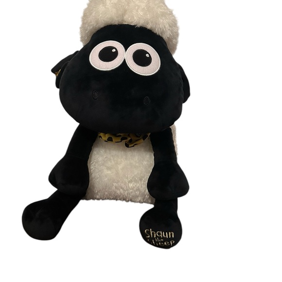 Shaun the Sheep Fluffy Black & White Plush Sheep - Picture 5 of 5